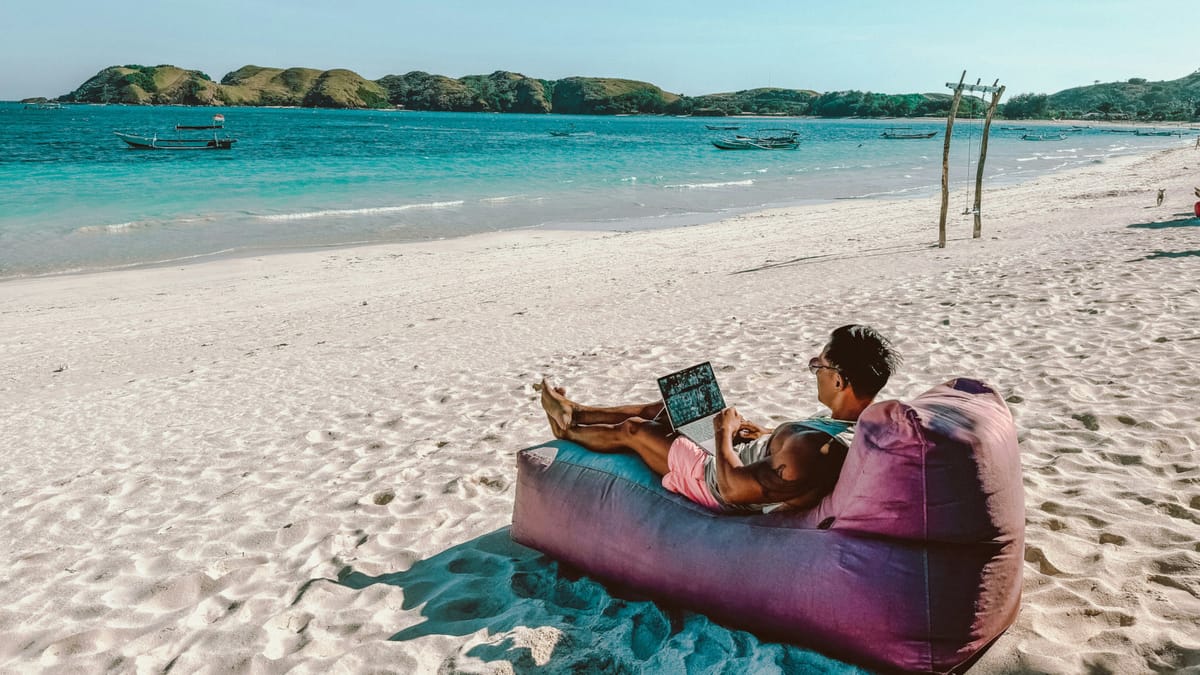 Sun, Sand, and Self-Care: The Digital Nomad's Guide to a Healthy Lifestyle