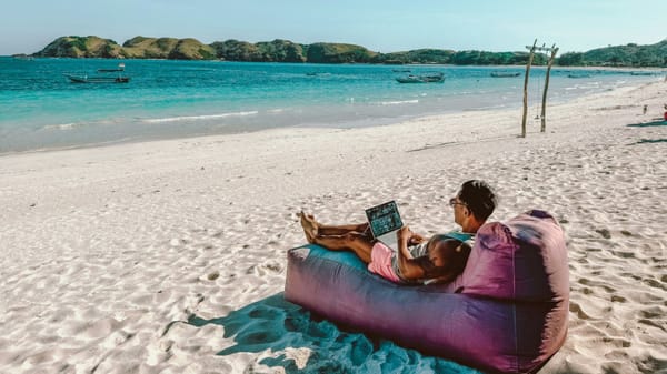 Sun, Sand, and Self-Care: The Digital Nomad's Guide to a Healthy Lifestyle