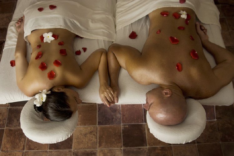 couples massage